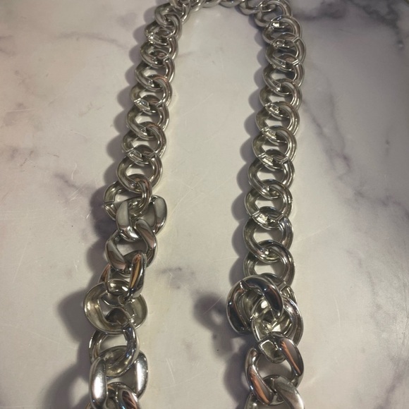Armani Exchange metal silver chain belt - Picture 5 of 6